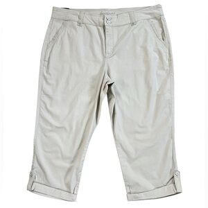 Gloria Vanderbilt Tan Roll Cuff Skimmer Capri Pants Size: 16 NEW‎